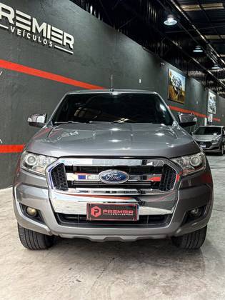 FORD RANGER 3.2 XLT 4X4 CD 20V DIESEL 4P AUTOMÁTICO FORD RANGER 3.2 XLT 4X4 CD 20V DIESEL 4P AUTOMÁTICO